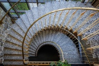 je-descends_escalier